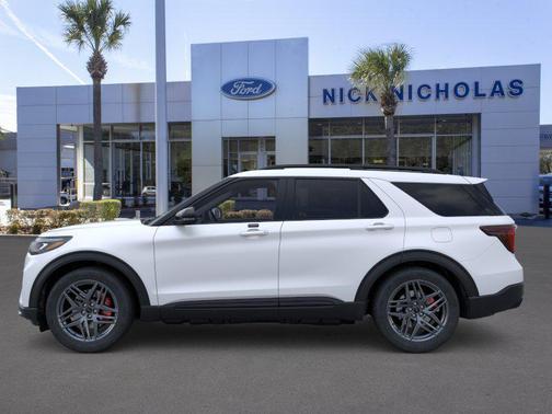 Star White Metallic Tri-Coat 2026 Ford Explorer ST