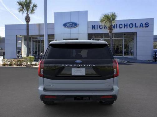 2025 Ford Expedition Max Active 4x2