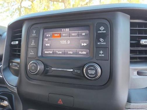 Bright White Clearcoat 2022 RAM 2500 Tradesman Crew Cab 4x4 8' Box