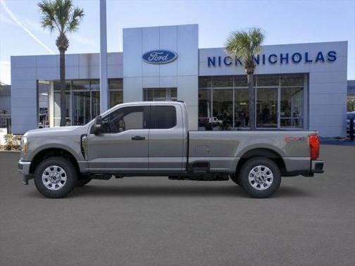 2025 Ford F-250 XLT