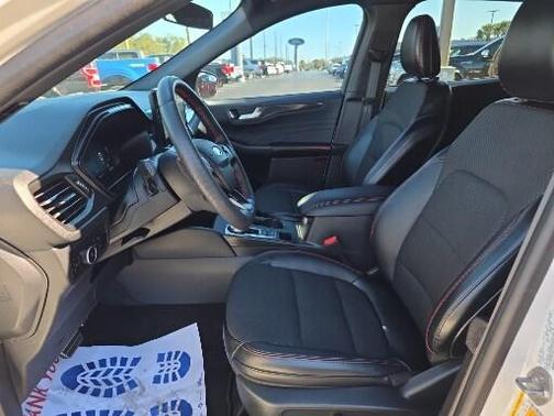 2024 Ford Escape ST-Line Select