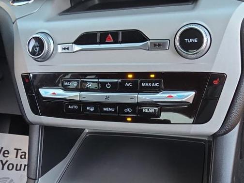 Carbonized Gray Metallic 2024 Ford Explorer XLT