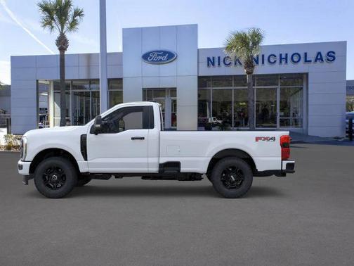 Oxford White 2026 Ford F-350 XL