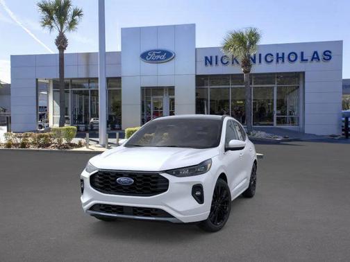 2026 Ford Escape ST-Line Elite