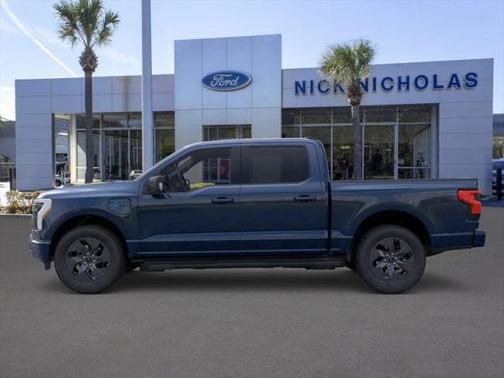 2025 Ford F-150 Lightning Flash