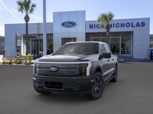 2025 Ford F-150 Lightning Flash