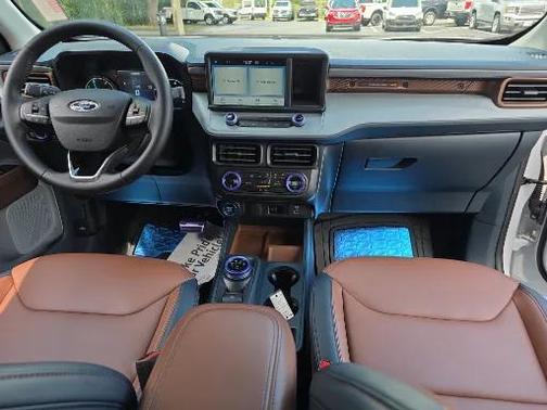 2023 Ford Maverick Lariat