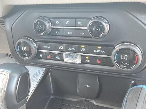 Azure Gray Metallic Tri-Coat 2024 Ford Bronco Wildtrak