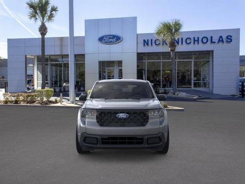 Carbonized Gray Metallic 2026 Ford Maverick XLT