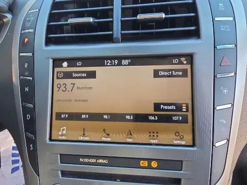 2017 Lincoln MKZ Base