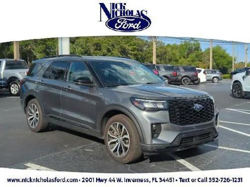 2025 Ford Explorer ST-Line
