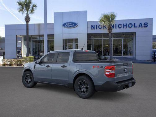 Azure Gray Metallic Tri-Coat 2026 Ford Maverick XLT