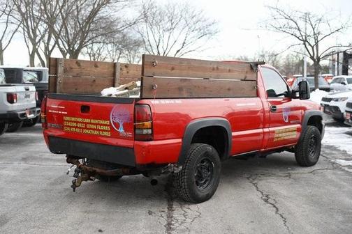 2005 GMC Sierra 2500 WT