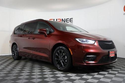 2021 Chrysler Pacifica Touring-L