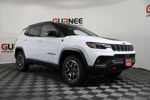 Bright White Clearcoat 2026 Jeep Compass Trailhawk