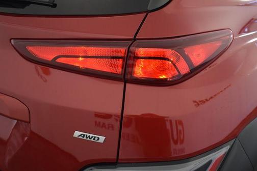Pulse Red 2022 Hyundai KONA SEL