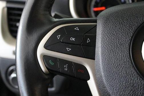 2015 Jeep Cherokee Sport