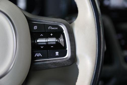 Aurora Black 2023 Kia Sorento Plug-In Hybrid SX Prestige