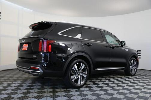 Aurora Black 2023 Kia Sorento Plug-In Hybrid SX Prestige