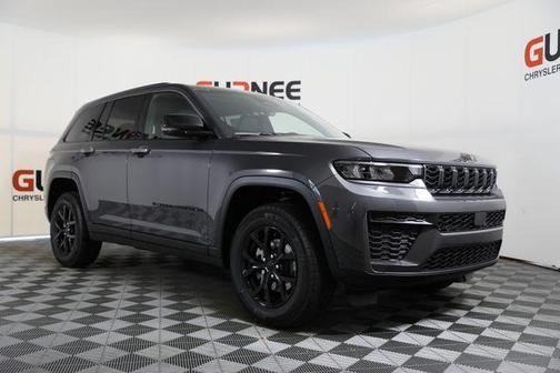 Metallic 2026 Jeep Grand Cherokee Laredo