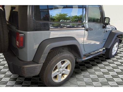 Anvil Clearcoat 2014 Jeep Wrangler Sport