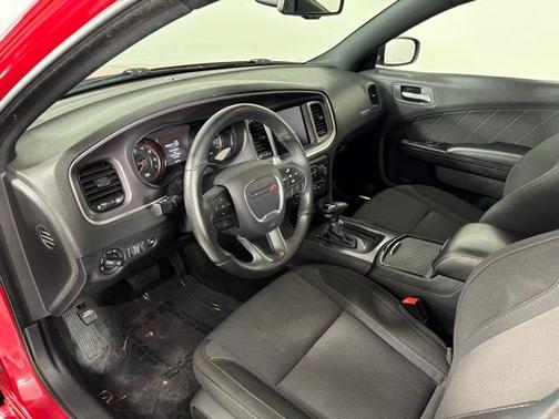 2017 Dodge Charger SXT
