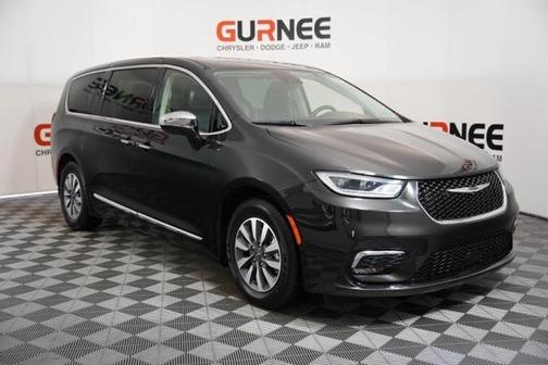2023 Chrysler Pacifica Hybrid Limited