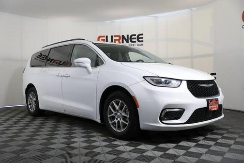 2022 Chrysler Pacifica Touring-L