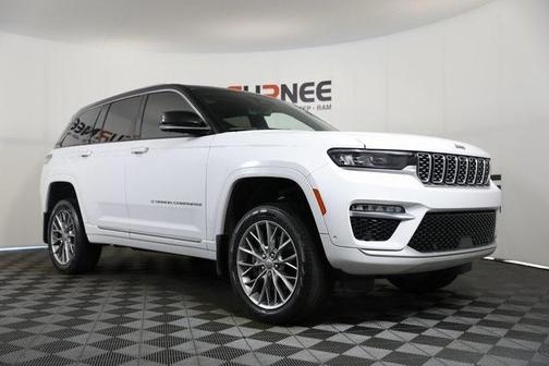 2022 Jeep Grand Cherokee Summit