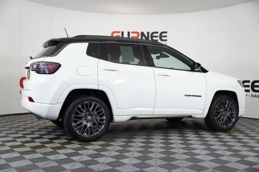 2022 Jeep Compass Altitude