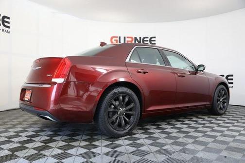 2015 Chrysler 300 Limited