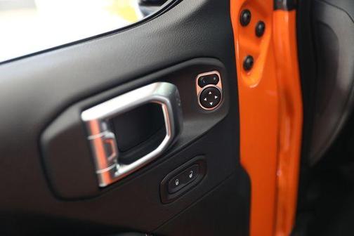 JOOSE 2026 Jeep Wrangler Sahara