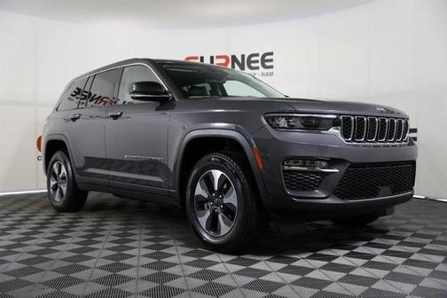 2022 Jeep Grand Cherokee 4xe Base