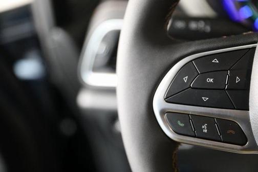 2025 Chrysler Pacifica Hybrid Pinnacle