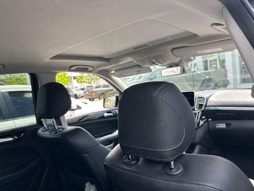 Black 2016 Mercedes-Benz GLE-Class GLE 350 4MATIC