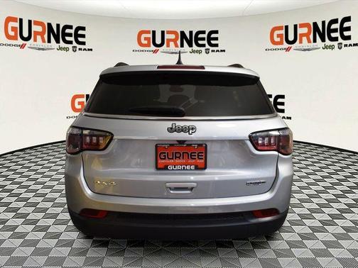 Silver Zynith 2024 Jeep Compass Latitude Lux