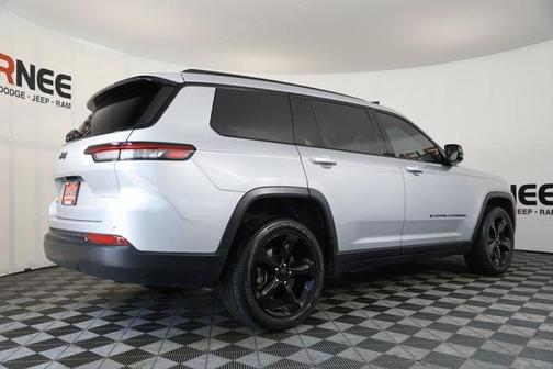 2021 Jeep Grand Cherokee L Laredo