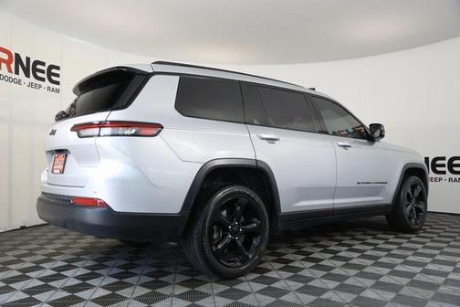 2021 Jeep Grand Cherokee L Laredo