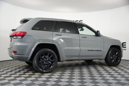 2022 Jeep Grand Cherokee WK Laredo