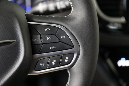 2026 Chrysler Voyager LX