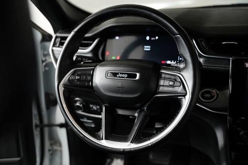 2021 Jeep Grand Cherokee L Laredo