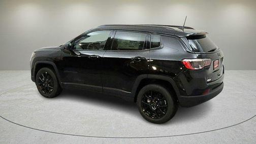 Diamond Black 2026 Jeep Compass Latitude