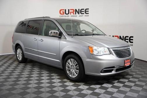 2013 Chrysler Town & Country Touring-L