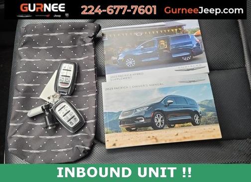 2023 Chrysler Pacifica Hybrid Limited