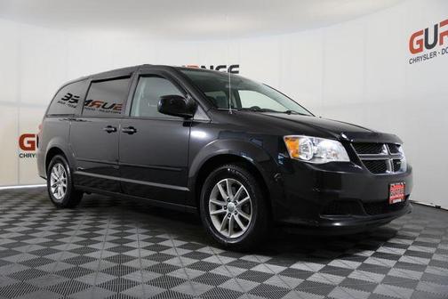 Brilliant Black Crystal Pearlcoat 2016 Dodge Grand Caravan SXT