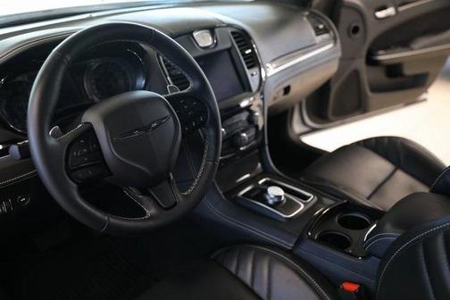 2023 Chrysler 300