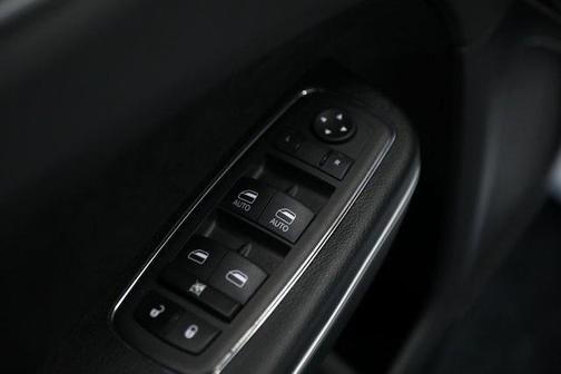 2023 Chrysler 300