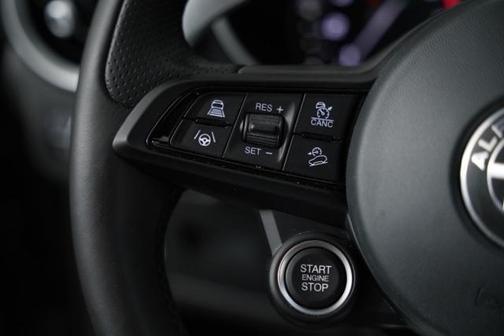 2023 Alfa Romeo Stelvio Veloce