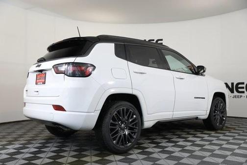 2022 Jeep Compass Altitude