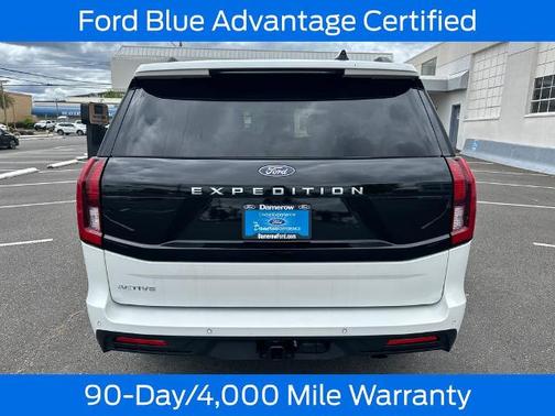 STAR WHITE MET TRI-COAT 2025 Ford Expedition ACTIVE